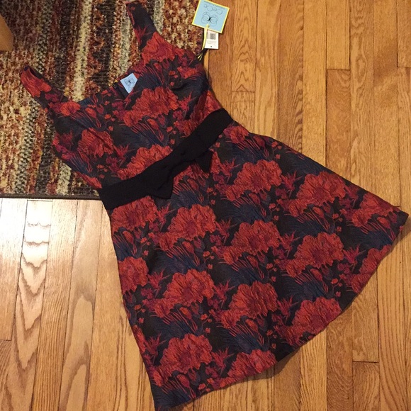 CeCe Dresses & Skirts - NWT CeCe Black & Red Floral Dress with Bow Detail